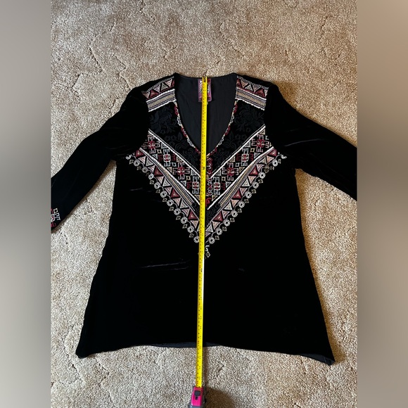 Johnny Was Black Embroidered Top - Picture 2 of 11